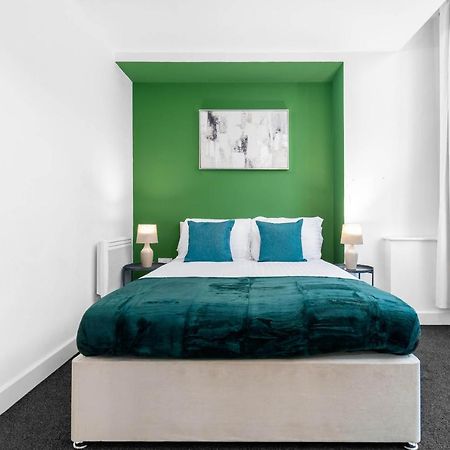 Beautiful Birmingham Central Spacious Apartment-Free Parking, Wifi, Contractors, Hs2, Bullring, Birmingham City Fc Buitenkant foto