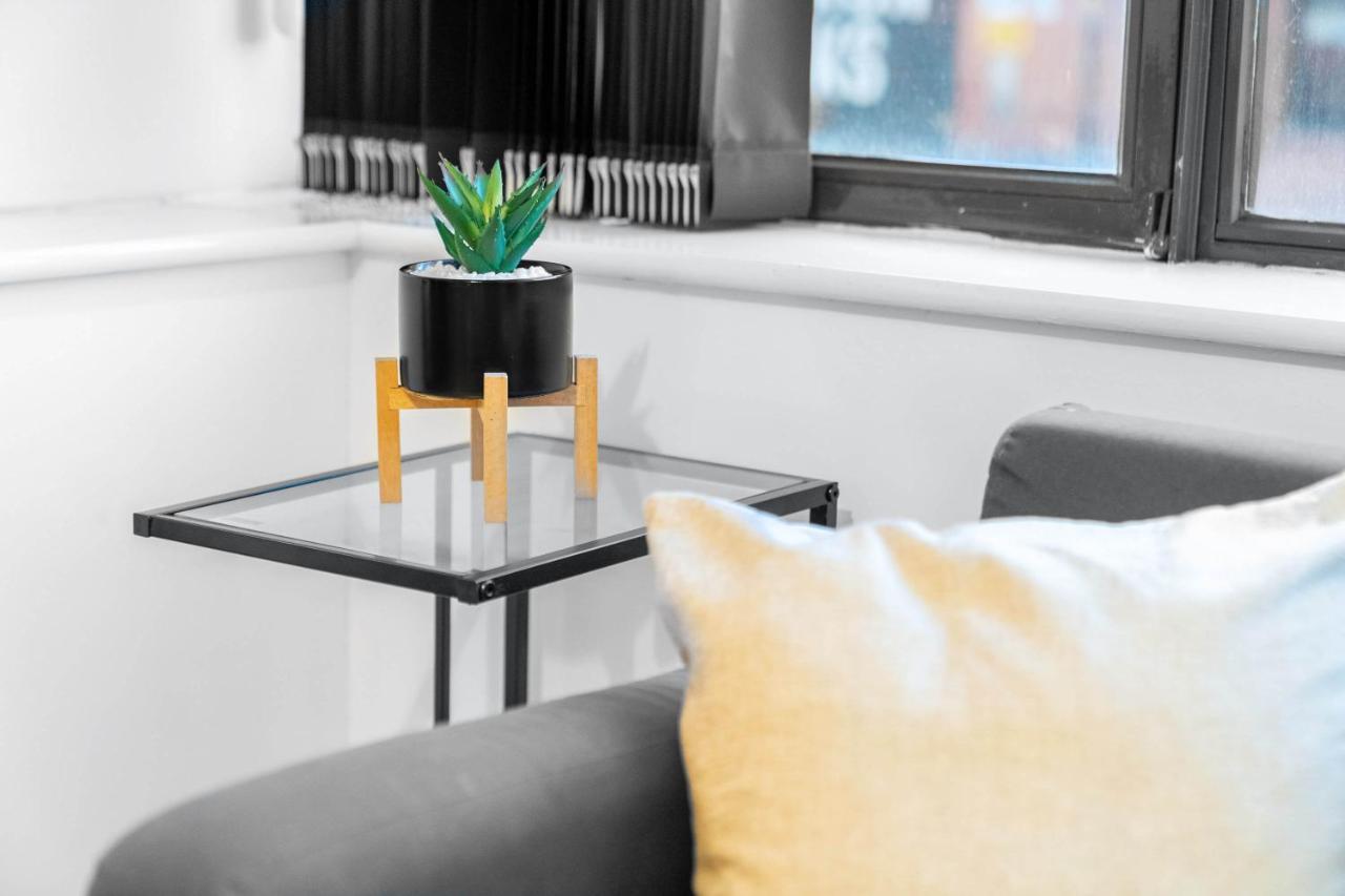 Beautiful Birmingham Central Spacious Apartment-Free Parking, Wifi, Contractors, Hs2, Bullring, Birmingham City Fc Buitenkant foto
